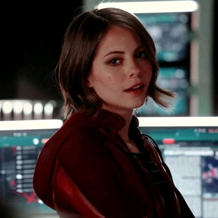 Happy birthday willa holland, forever our speedy   