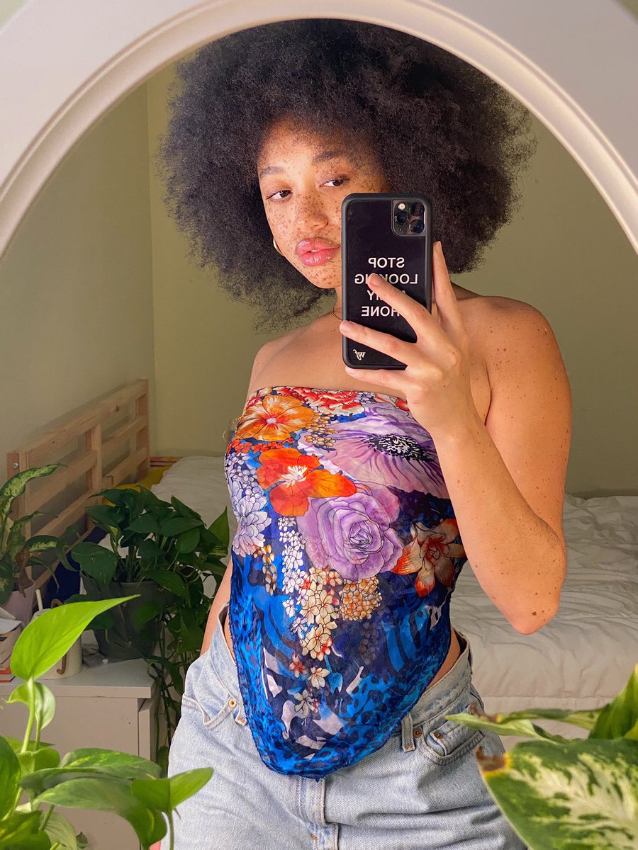 salemmitchell's tweet photo. big hair to block all the stupid opinions and keep negativity from entering my mind https://t.co/t5XFXe37DV