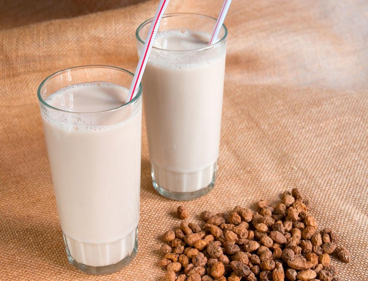 mariagpts's tweet photo. Vale tengo un puto debate con mi mejor amiga, cual es mejor???

Rt- Gazpacho
Fav- Horchata https://t.co/fD2pLL6SN1