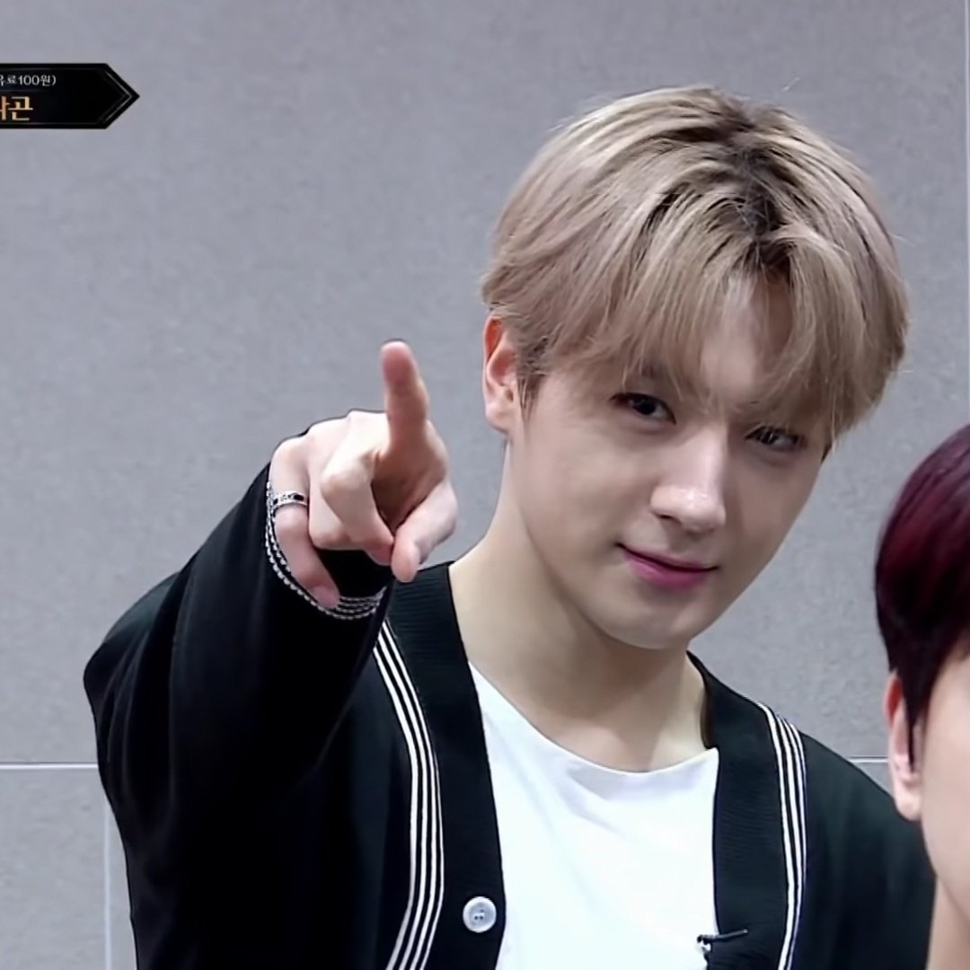 hyunjaelq's tweet photo. #현재 #더보이즈 https://t.co/T3VoLR8yte