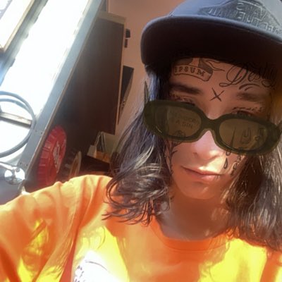 SuperSubx's tweet photo. #NuevaFotoDePerfil https://t.co/nA6d4FVrZq
