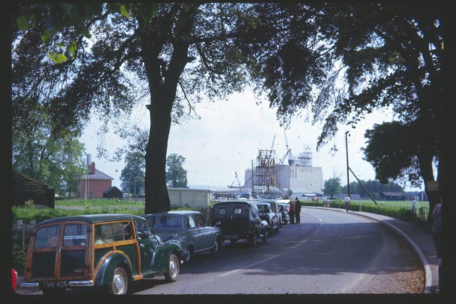 The rise of the car sparked new demand, and in 1931, a service between Beachley peninsula and Aust began."The Severn Queen" carried just 17 cars, with each car so tightly packed, passengers couldn't open their doors!The crossing was so popular, queues could extend for miles.