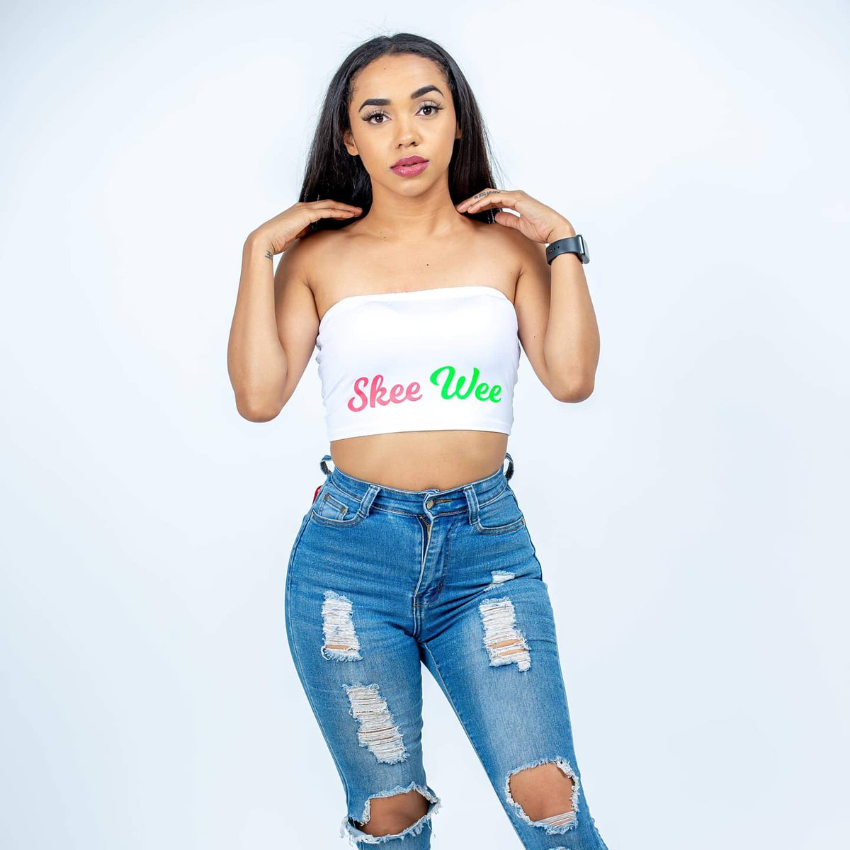 InvictusXxi's tweet photo. 😍 Cute, casual and perfect for the next Greek picnic! 🔥 Tag your favorite AKA 🐸💗 Shop with us at https://t.co/Lurogskdjz https://t.co/qxTaanMsL0