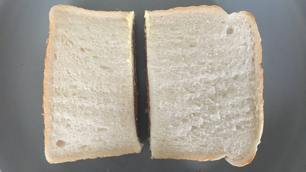 Dido reveals she always aims for a 40/60 split when cutting a sandwich so that when she’s finished the first part she knows there’s more than half left to enjoy