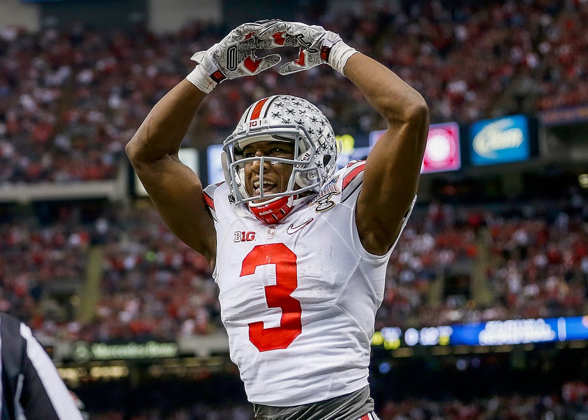 OhioStateFB's tweet photo. #TBT 😏

#GoBucks https://t.co/wGzN6h5BvB