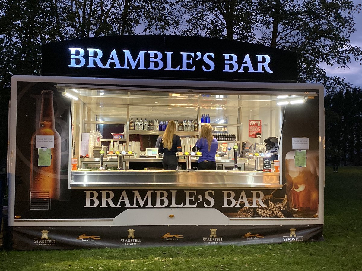 GlobeFramptonC's tweet photo. Are we going to see #bramblesbar soon? Not sure but she’s ready to keep you all watered in the garden when we do open. Cmon @BorisJohnson @RishiSunak get the Code Of Conduct sorted and give us some idea! We haven’t had any grants, and are losing the will. #nopubnorent https://t.co/WkWC9iYzii