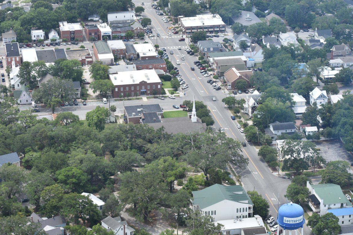 1298photography's tweet photo. Random Photos Throughout the Years.  @TaylorREIGNXXX #wilmingtonnc #photographer #photography #professionalphotographer @angelic_rays #Southportnc #gay #gayguy #gaysmallbusiness #gayphotographer #landscape #wilmington https://t.co/taDTcIZ7ez
