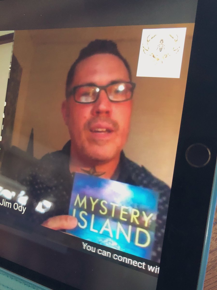 writer_suzy's tweet photo. Making his first appearance in @NoirBarEdin is psychological thriller writer @Jim_Ody_Author reading from Hawaii set Mystery Island. #alohaThursday 🍍🍍 https://t.co/6in0psEmol