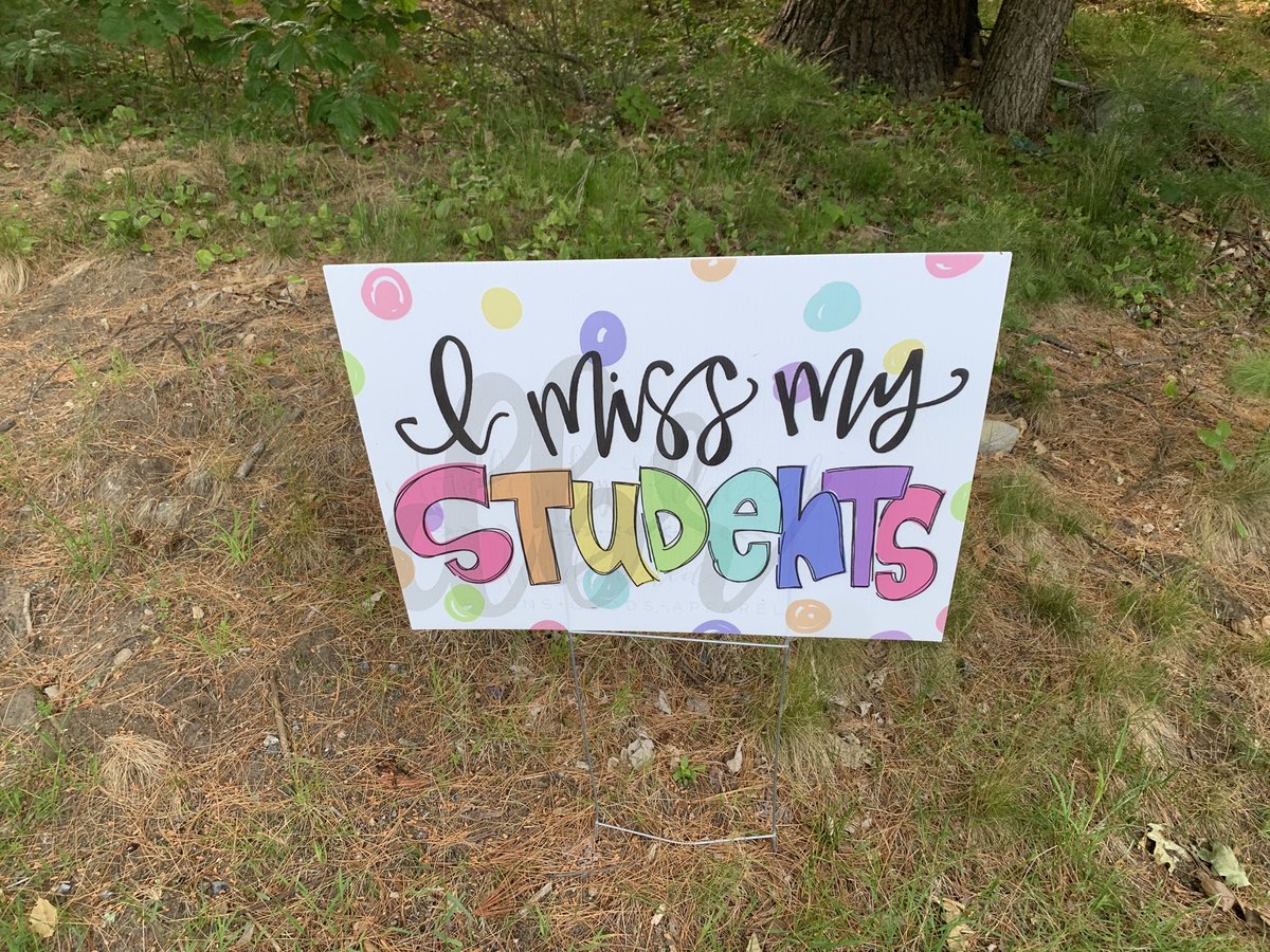 Julielouf's tweet photo. Last official day! Enjoy your summer be safe and stay healthy! ⁦@BreedMiddle⁩ https://t.co/OoimYPQzza