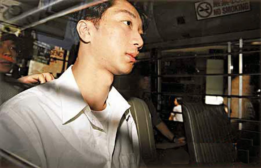 soit 16 000$. Le 17 mars 1999, Chan a envoyé ses 2 hommes de main, Leung Shing-cho et Gangster pour kidnapper Fan afin de la garder captive dans l'appartement de Chan et de la faire travailler comme prostituée, en prenant tous ses revenus jusqu'à ce que sa dette soit payée.