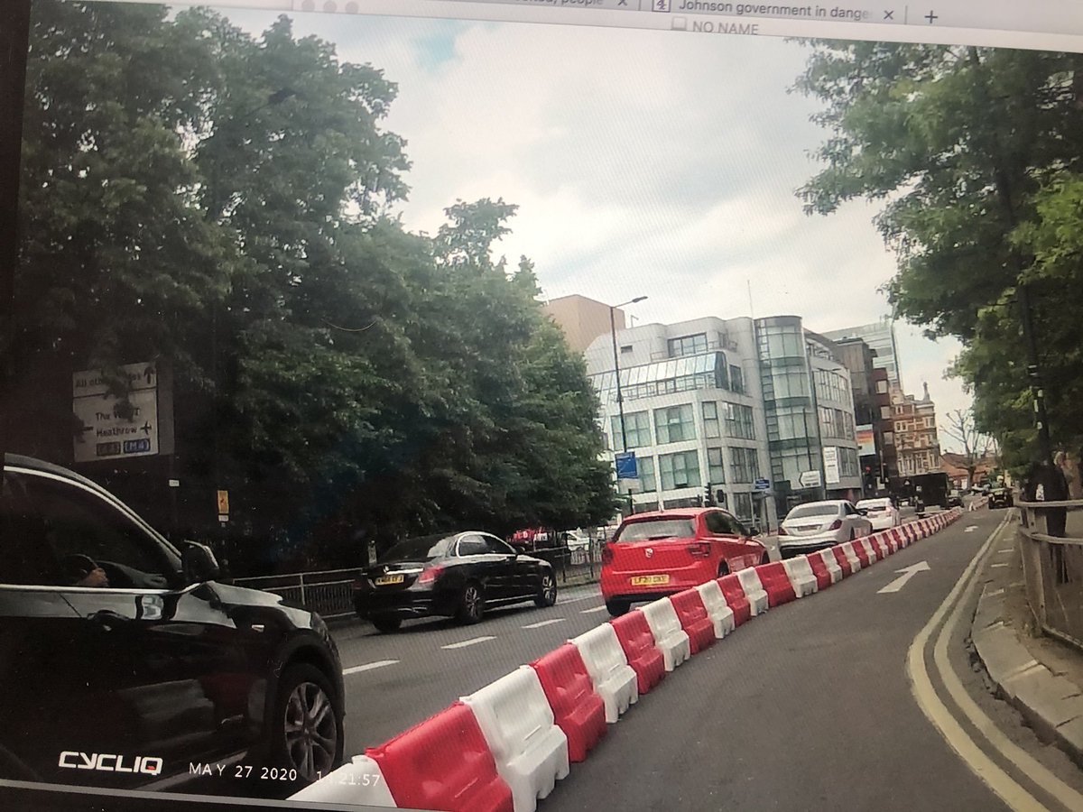 8/ Pop-up protected cycle lane on Hammersmith gyratory & King Street, Hammersmith & Fulham. Photos  @_Dermatologist