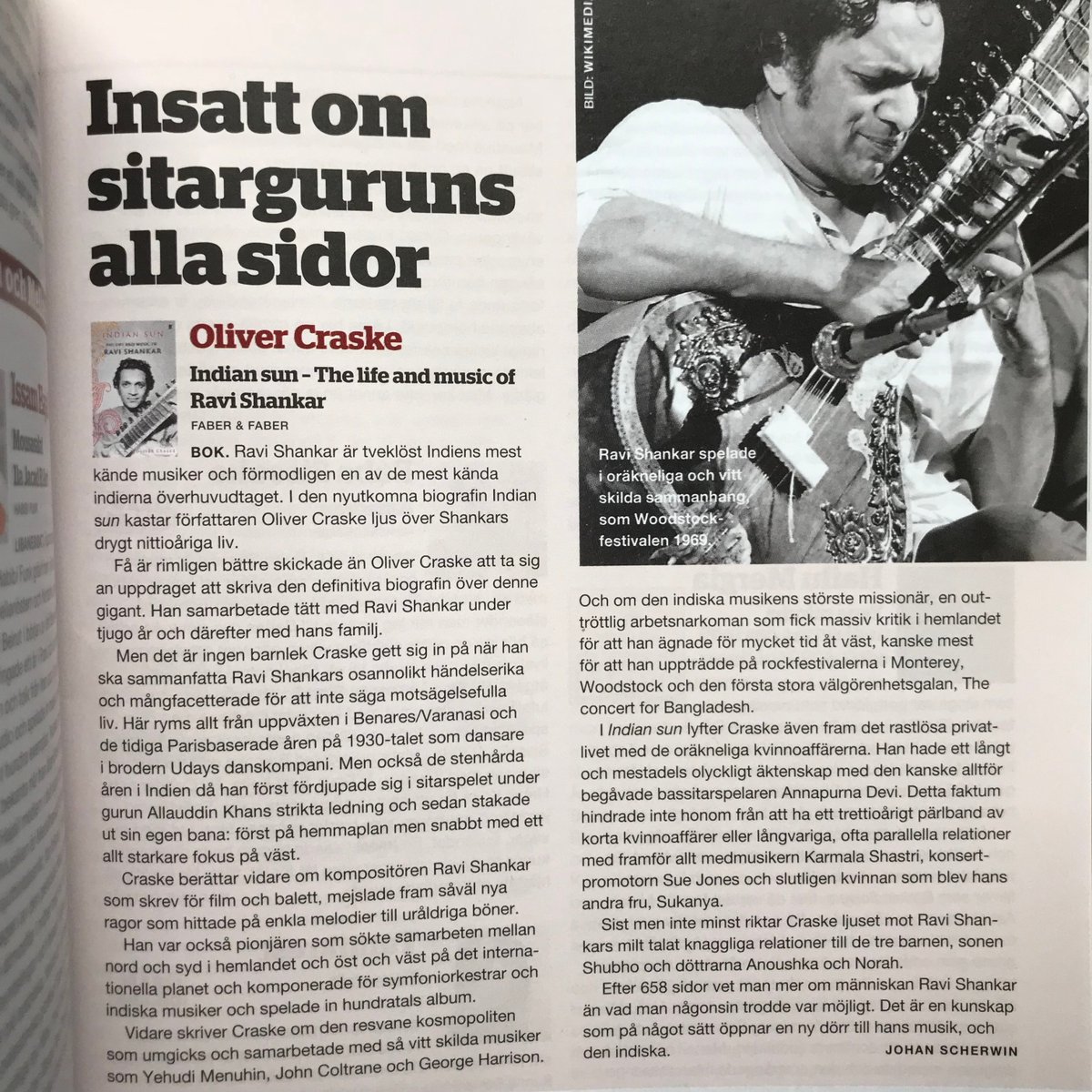 ocraske's tweet photo. Here's one for Swedish friends and readers... a review of my book #IndianSun in Lira magazine (på Svenska) written by the music critic Johan Scherwin, who is a longtime fan of @ragaravishankar. Tack så mycket, Johan. https://t.co/IaWn3rETlL