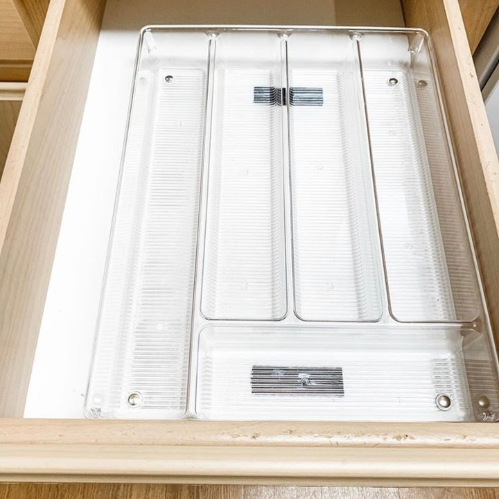 Nice Guys On Twitter Keep Your Utensil Drawer Organizer From Sliding Around In Your Office S Break Room Drawers This Could Also Work With Your Pen Organizers Office Lifehack Https T Co E6ad52zbta