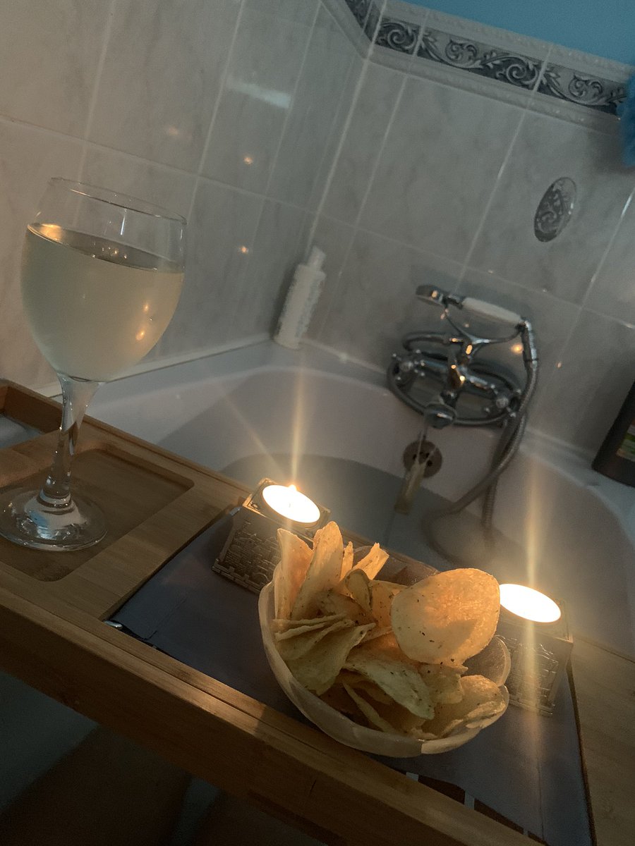 scouselesleyh's tweet photo. @kettlechipsuk have you changed your recipe #maturechedderredonion don’t tase the same recently 🤦🏻‍♀️#realfoodrealpleasure 🤪 https://t.co/qRsxrQnKwd