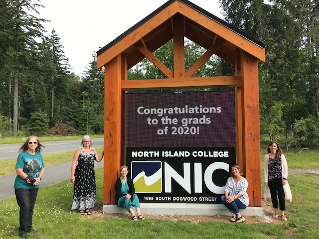 Congratulations to all our #CampbellRiver grads!

#IamNIC #Grad2020