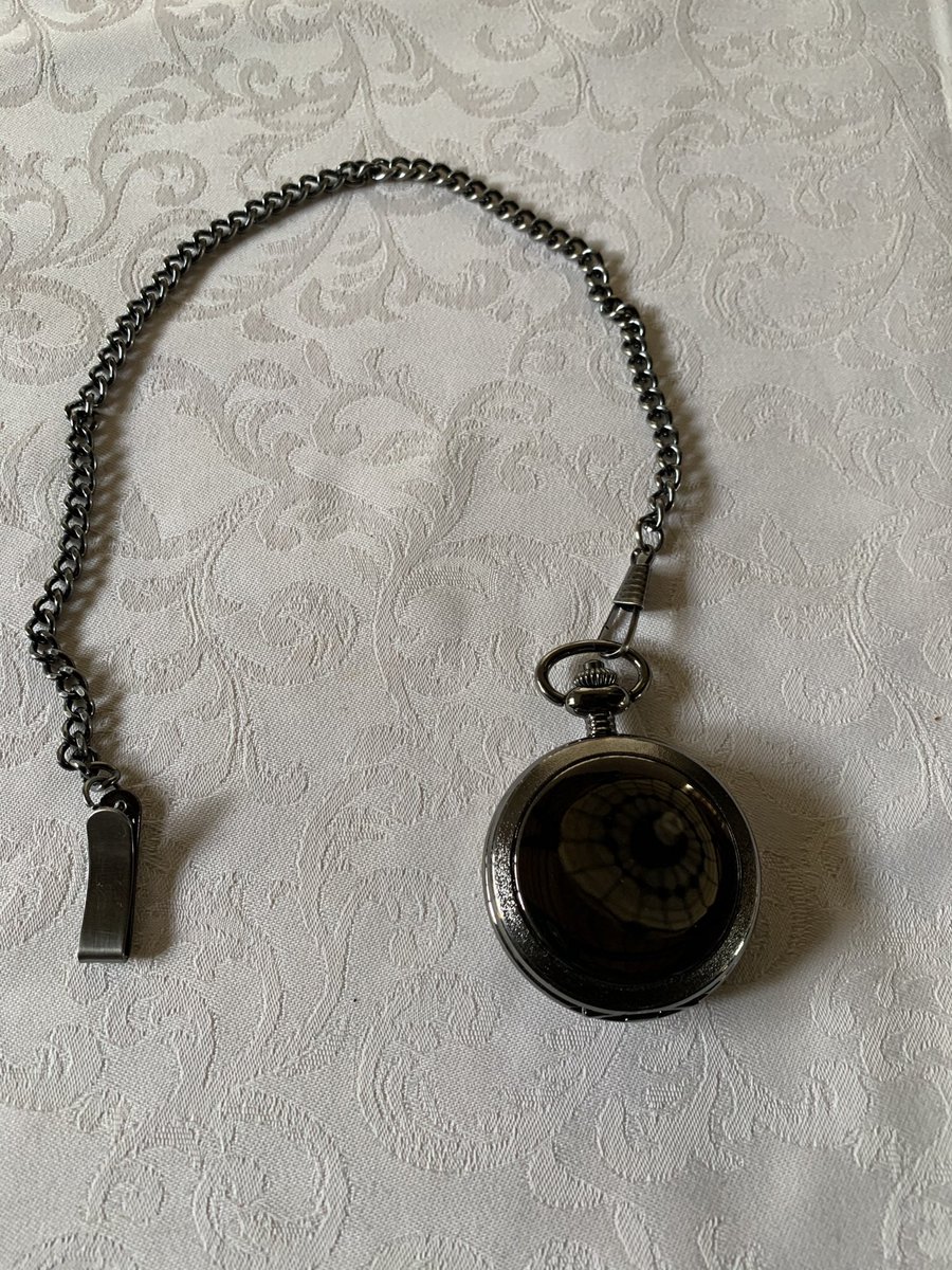 tito_mboweni's tweet image. On a lighter note. This watch is called a Zombo, I think. Not a Zolo which when you Zol, “you put saliva on the paper”!!!.