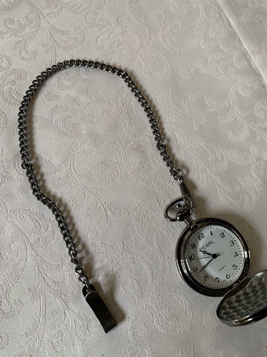 tito_mboweni's tweet image. On a lighter note. This watch is called a Zombo, I think. Not a Zolo which when you Zol, “you put saliva on the paper”!!!.