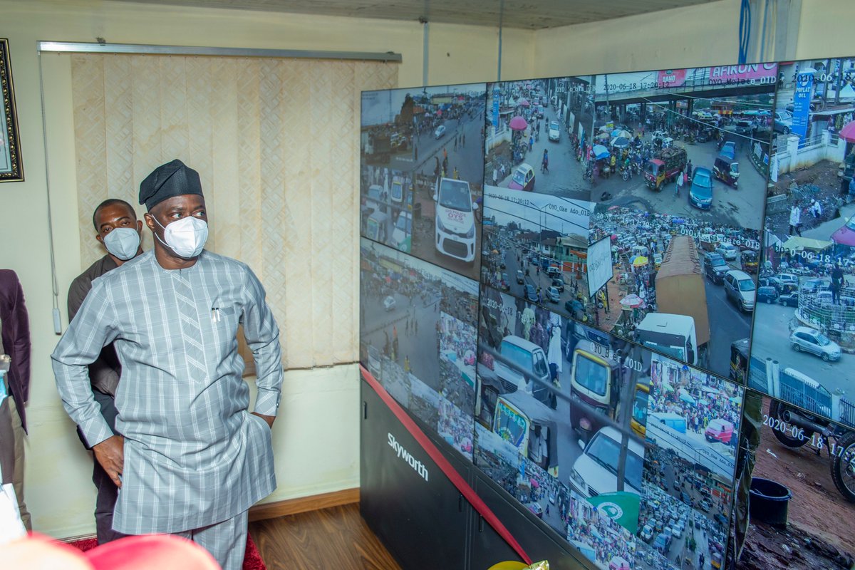 This evening, we recommissioned the expanded Security Control Room and City Watch facilities at the Oyo State Security Trust Fund Headquarters, Onireke, Jericho, Ibadan. I reiterated our administration's commitment to making Oyo State safe and secure for all within its borders.
