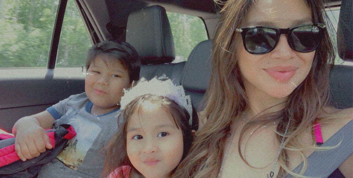 sinsaint7's tweet photo. Mini mes! Ha! #familylove https://t.co/vboZpNwPP3