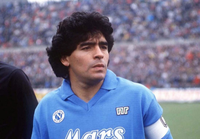 DybalaJrYT's tweet photo. Amigos quieren que haga una guia de como poner a Dieguito Maradona en la seleccion argentina, o a Maldini, Baresi, Del Piero, Zola, en la seleccion italiana para que juegues patada inicial y el modo carrera con ellos en la seleccion? Si apoyan mucho este post lo hago :) https://t.co/wkMxA20cMH