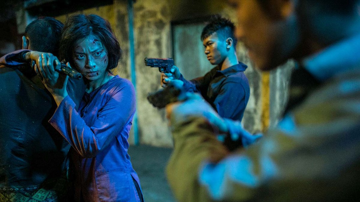 I’m a big fan of Veronica Ngo who played Hanoi Hannah. You probably know her as Paige Tico in THE LAST JEDI. In Vietnam, she’s also a powerhouse director AND producer. Do check out FURIE on  @Netflix, an adrenaline-pumping flick where she hits a man with a jackfruit at one point.