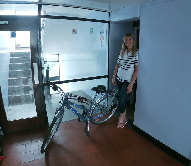RobertNesta18's tweet photo. Amazing #generosity of people donating bikes for NHS staff @StGeorgesTrust from #PutneyCommon to #Richmond to #GarrattLane @Wandscyclist @DaveW_NHS https://t.co/Ja5ngFRL4D