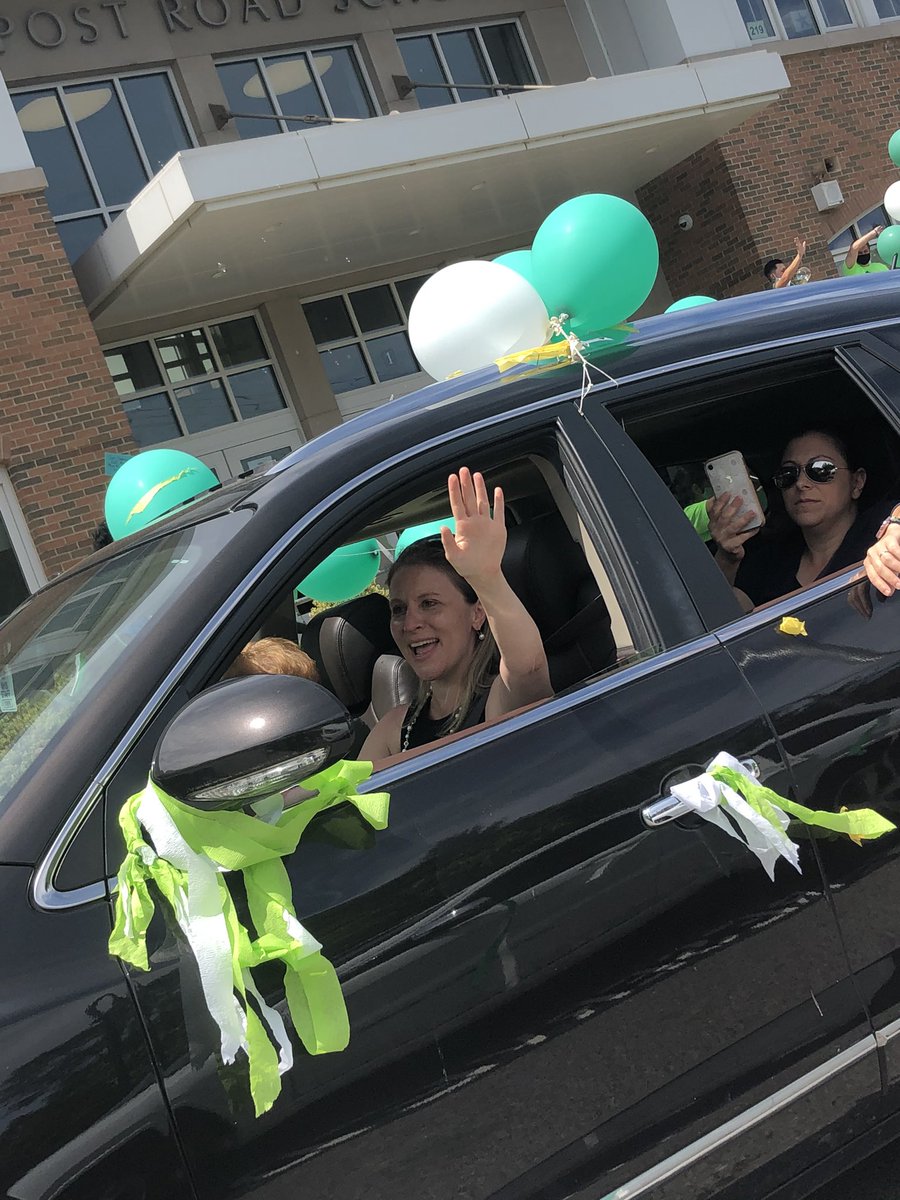postroadpta's tweet photo. CONGRATULATIONS Post Road Graduates!!! You did and we couldnβt be prouder of all of you! Thank you teachers, staff and families for making this a memorable day! ππππππππ
#wpproud #postroadrocks #prs2020 https://t.co/4lPEftA3Jn