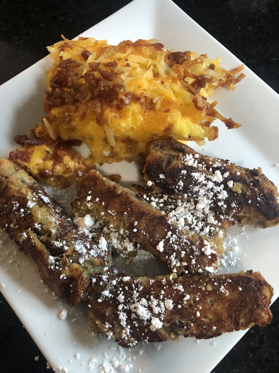 megpolk21's tweet photo. Channeling my inner @thepioneerwoman with breakfast for dinner tonight! https://t.co/p9AzVXbppp