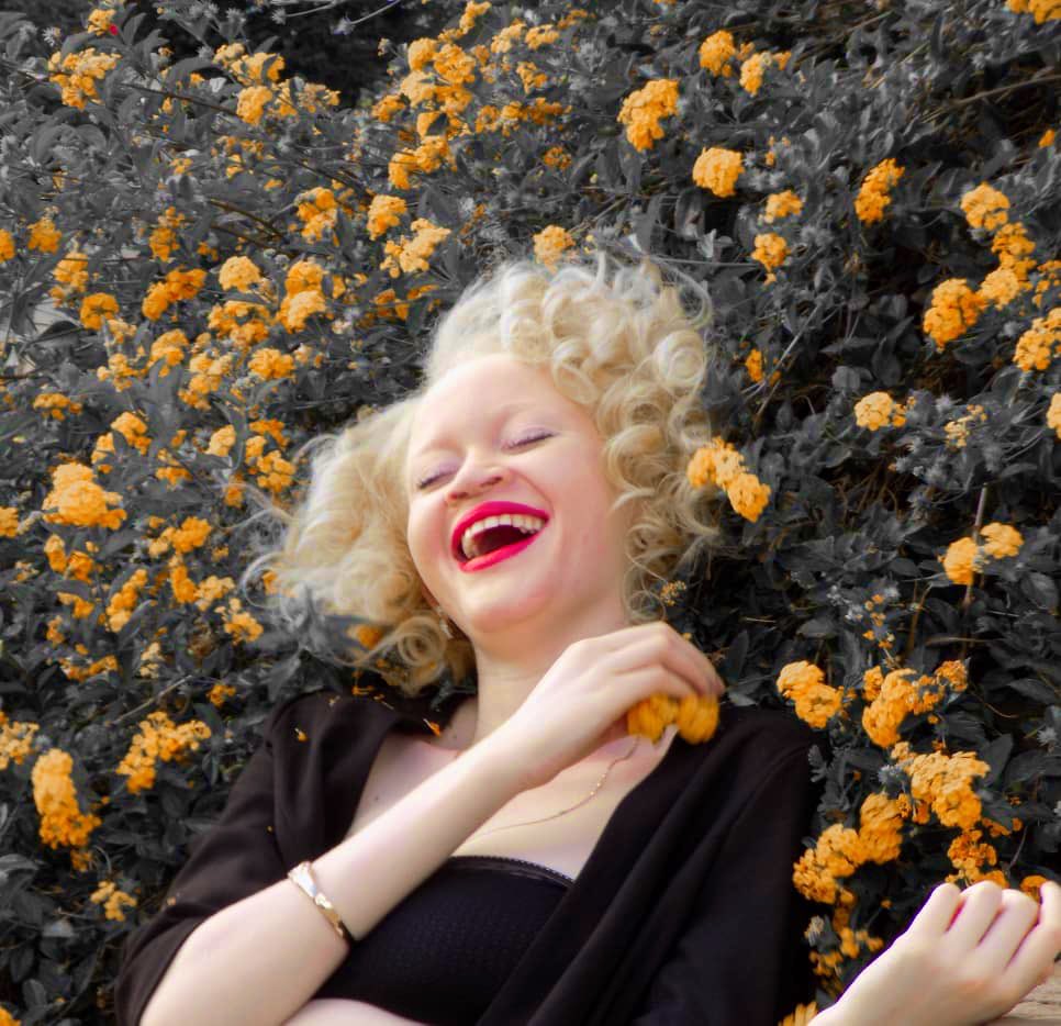 rollsJoyc_e's tweet image. Anyway, here are pictures from that one photoshoot :)