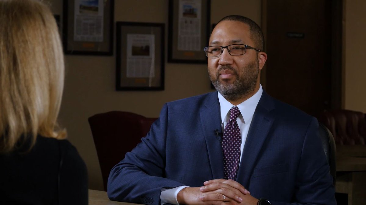 Edgecombe Community College President, Dr. Greg McLeod, interviewed with Spokesperson for Carolinas Gateway Partnership, Jean Kitchin on Workforce Development.

#EconDev #Workforce #Edgecombe #RockyMount #Tarboro #Nashville #NC

Click here to learn more - ow.ly/feef50Abj6C