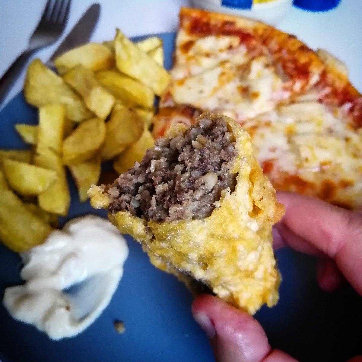 scottoland's tweet photo. TFW you can hear the ghost of Anthony Bourdain whispering "geez a bite a that ya cheesy beano" in your ear #haggissupper  #anthonybourdain https://t.co/dNgK9x8NTR