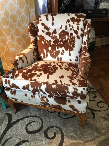Love this "Second Story" of my mother-in-law's drab, flowery chair.  My "moo" story.