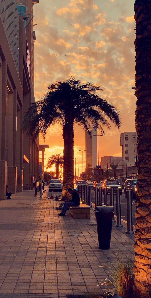 #صورة_مع_غروب_الشمس