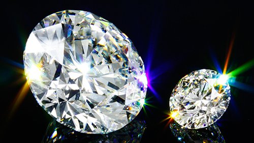 Whiteflash's tweet image. Feeling lucky? Head to our IG story and test your diamond knowledge now! #DiamondQuiz ✨ #Whiteflashdiamonds instagram.com/whiteflashdiam…