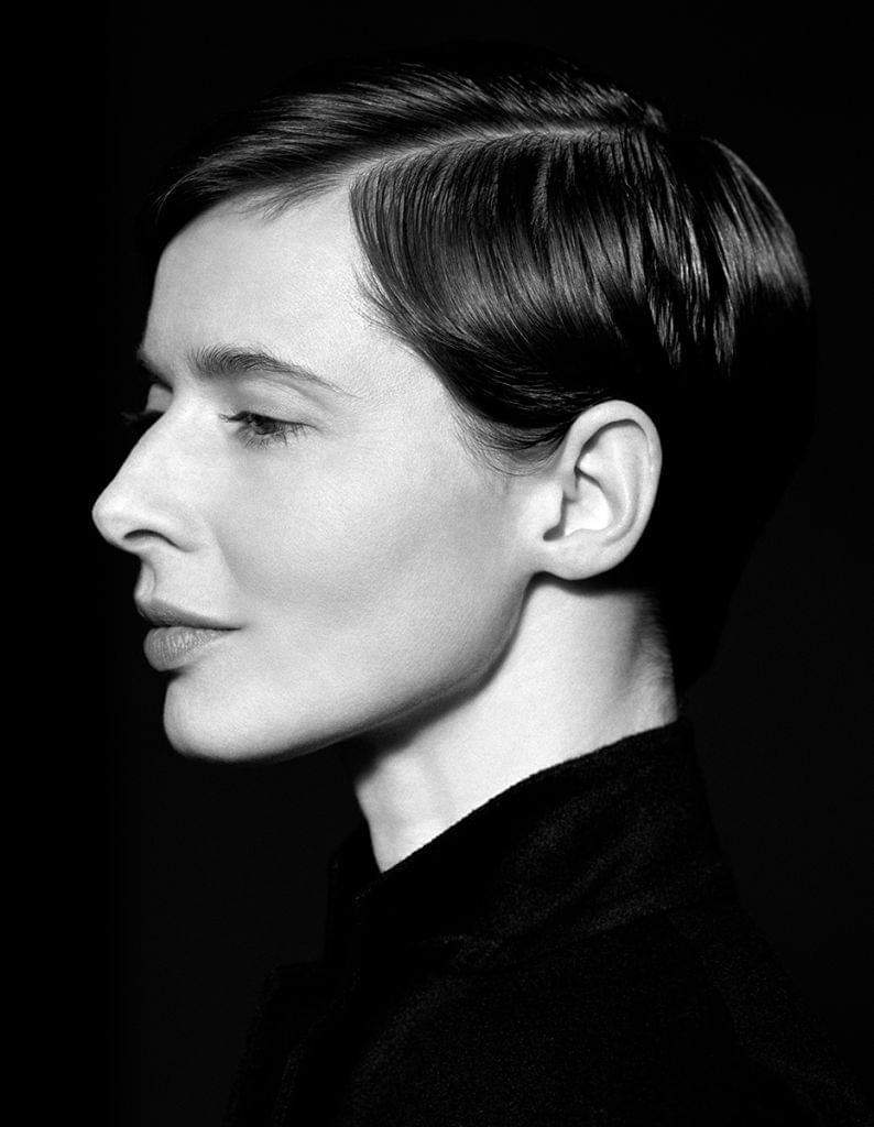 Happy Birthday to Isabella Rossellini who turns 68 today!  Photo by Herb Ritts. 
