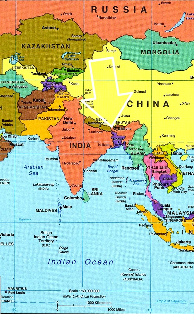 gmejaz's tweet photo. #CowardIndianArmy is totally failed at #Ladhak and #galwanvalleyclash always try to defend their army on East Bangal but as u seen in map a lot gap between #EastPakistan.. #IndianArmy is totally failed in #IndiaChinaFaceOff and also failed to defend their #Chicken_Neck https://t.co/Hwrpcfbe42