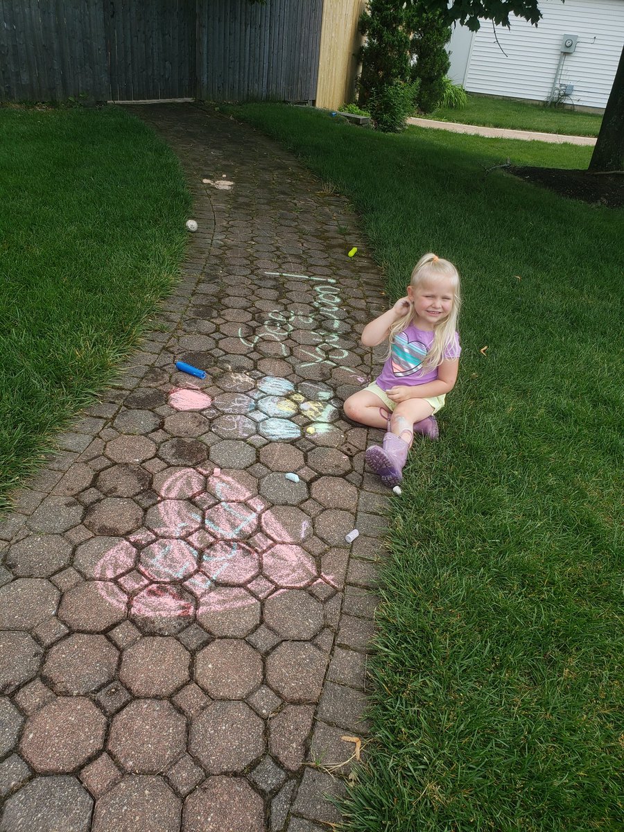 Kristin FP tweet media