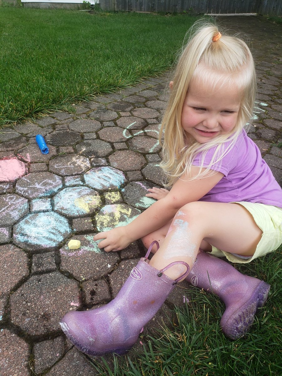 Kristin FP tweet media