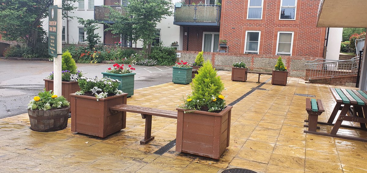 Changes are afoot at the Canal Cafe as plans take shape for reopening in July! Tables have been spruced up and tubs planted ready to welcome you back. As we firm up our plans, we’ll be posting more details, so do watch this space!