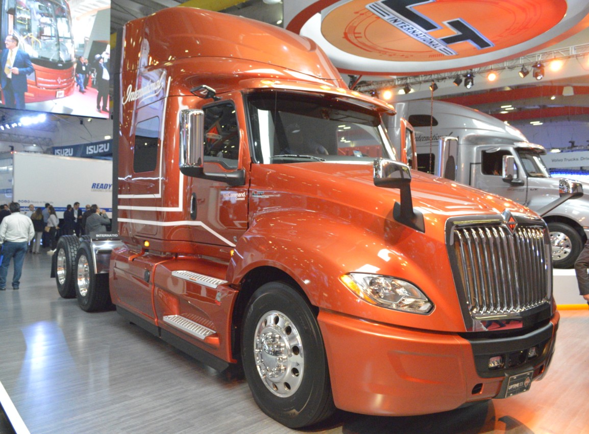 RevistaAT2000's tweet photo. #Entérate
@InternationalMX, sólido ante la #NuevaNormalidad: https://t.co/vSmAmf2hW4
#Autotransporte #RevistaAutotransporte #NoticiasAutotransporte #CamionesInternational #NavistarInternational https://t.co/V9fz8r0FV9