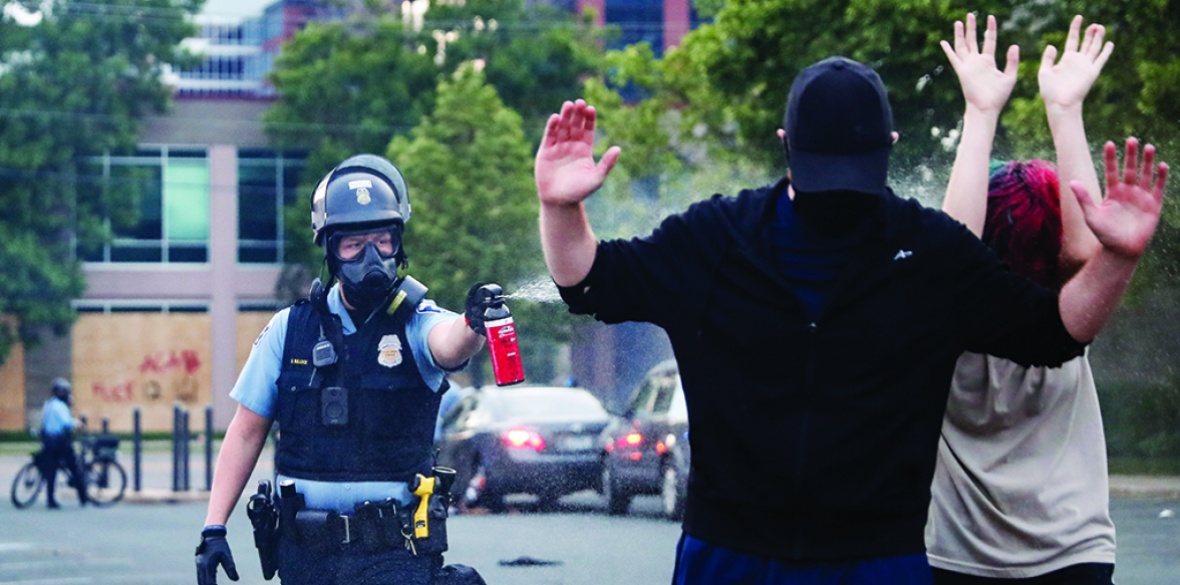 Antiwarcom's tweet photo. The System Is Rigged: Qualified Immunity Is How the Police State Stays in Power
by John W. Whitehead
@JohnW_Whitehead #QualifiedImmunity 
https://t.co/39fNvnNmfk https://t.co/QSKgayQJzk