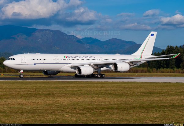 As VIP jets are all the rage, I’m reminded of Italy’s presidential A340-500 procurement cock-up. The aircraft, purchased second hand from Etihad Airways (A6-EHA) was marred in political controversy. THREAD: 1/? Image as credited.