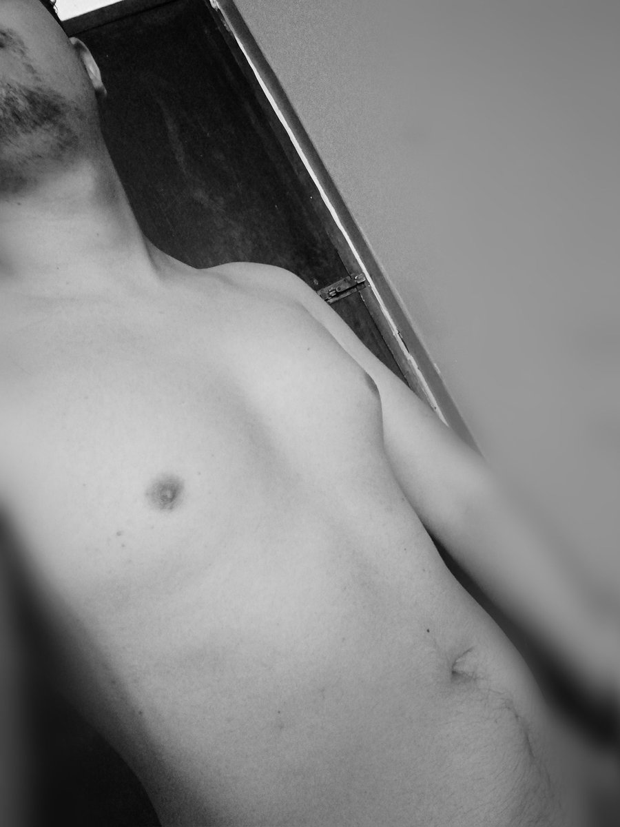 JoseluisSingle's tweet photo. Ya estamos recuperando el cuerpo.. La cuarentena estaba pasando factura jajaja
Saludos a todo.
#singletrujillo #swingertrujillo #hombresolo #hottrujillo https://t.co/WGkr3kKyl5