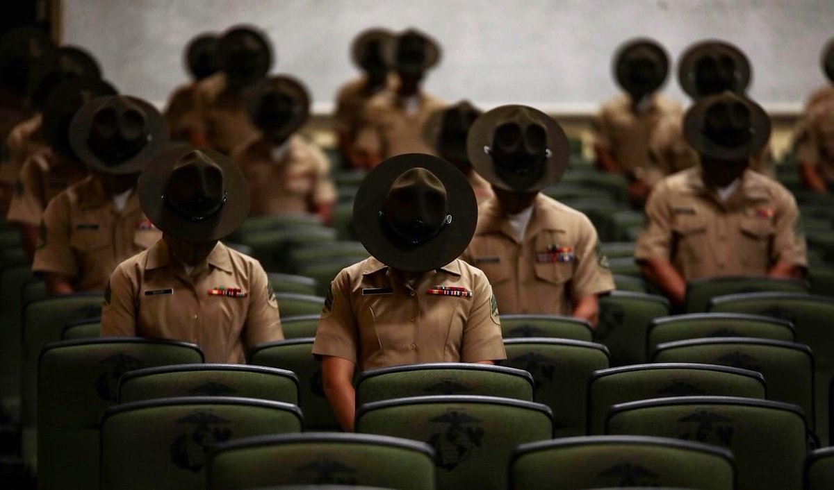 MCRDPI's tweet photo. Congratulations to the Corps' newest drill instructors, who graduated Drill Instructor School today. Thank you for your hard work and commitment to making Marines!

(U.S. Marine Corps photos by Sgt. Dana Beesley) https://t.co/T3Ns5RfAiB