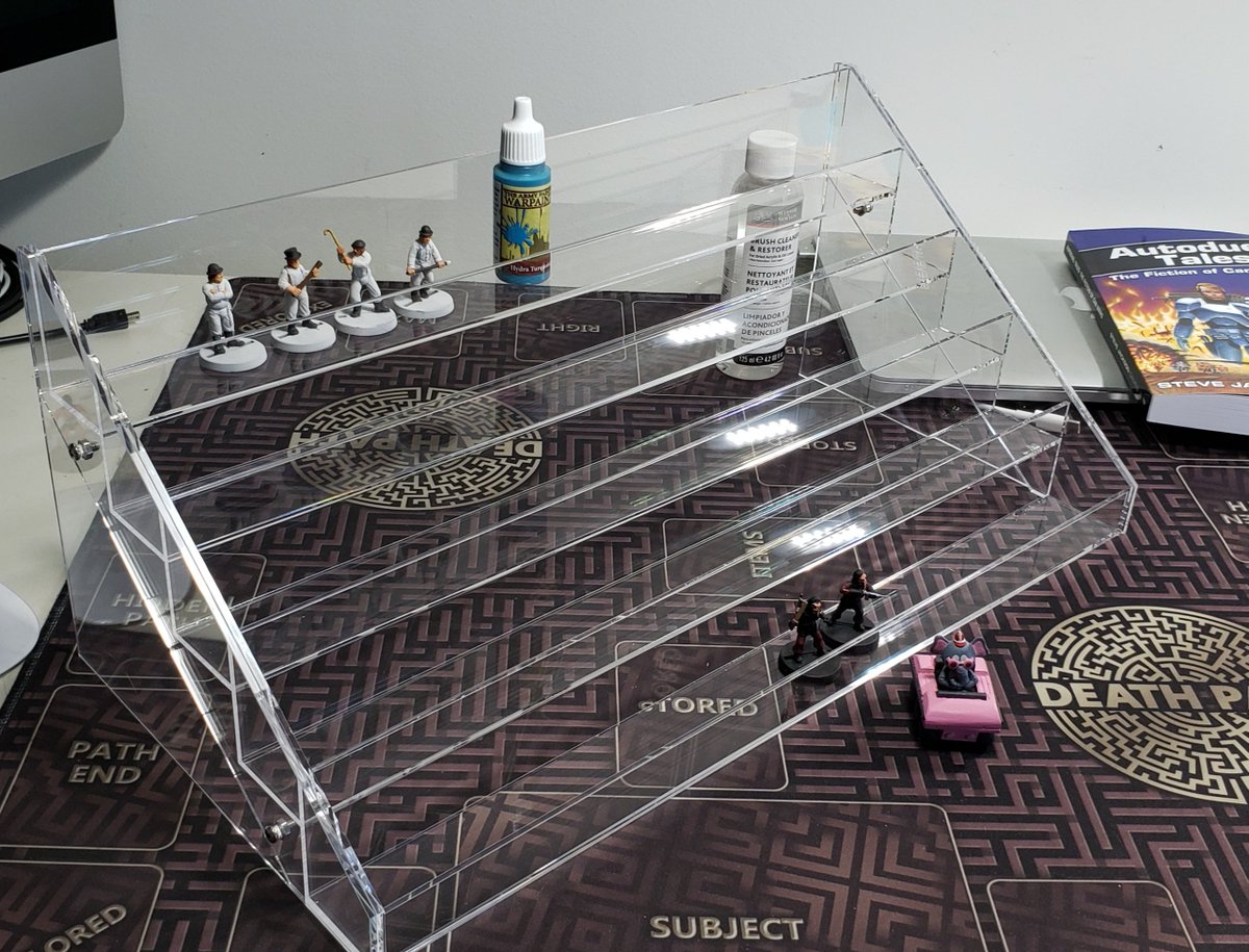 PodcastIndi's tweet image. Finally got to organizing my paint that was getting out of control. Trying out a nail polish rack you can find on Amazon for under $30. There is a wide selection of sizes and types. If y'all have simular problems with your paint head there and check them out.~Eric 🎨🛸