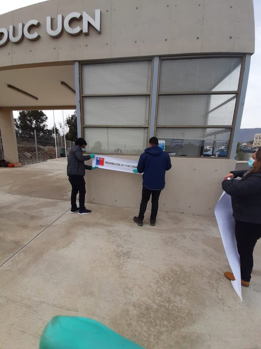 La <a href="/SeremiSalud_Coq/">Seremi Salud Coquimbo</a> junto a los inspectores de la Municipalidad de Los Vilos, realizaron operativo de fiscalización al CEDUC UCN Los Vilos, quienes por incumplimiento a las medidas sanitarias por 
#COVID_19 , se les decretó la prohibición de funcionamiento.