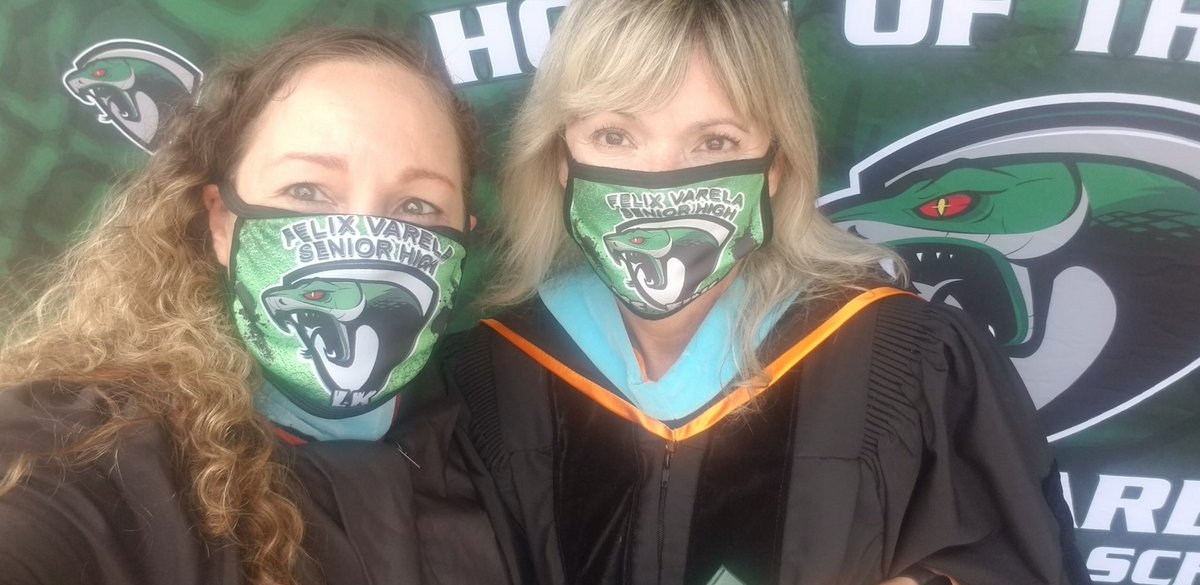 FelixVarelaHS's tweet image. Today we celebrated the Class of 2020! Not rain, nor wind nor heat could stop the celebration! We are so very proud of each and everyone of you and we know you will do great things in this world! Congratulations!!#ItsAGreatDayToBeAViper #soproudofthisclass  @MiamiSup @MDCPSSouth