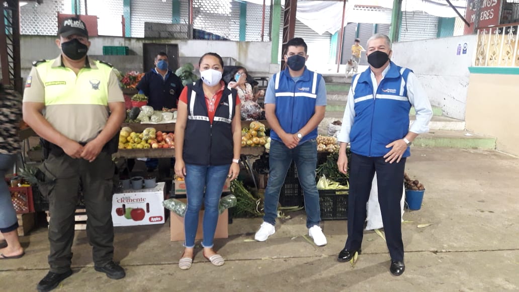 #GobernaciónCotopaxi #JefaturaPangua Realizamos operativo de control de precios, especulación en plazas y mercados de la parroquia #Moraspungo por la emergencia covid-19 #QuedateEnCasa #Por un #CotopaxiMásJusto @Gober_Cotopaxi @Presidencia_Ec @MinGobiernoEc @MinGobiernoEc https://t.co/1LMYQ343Bc