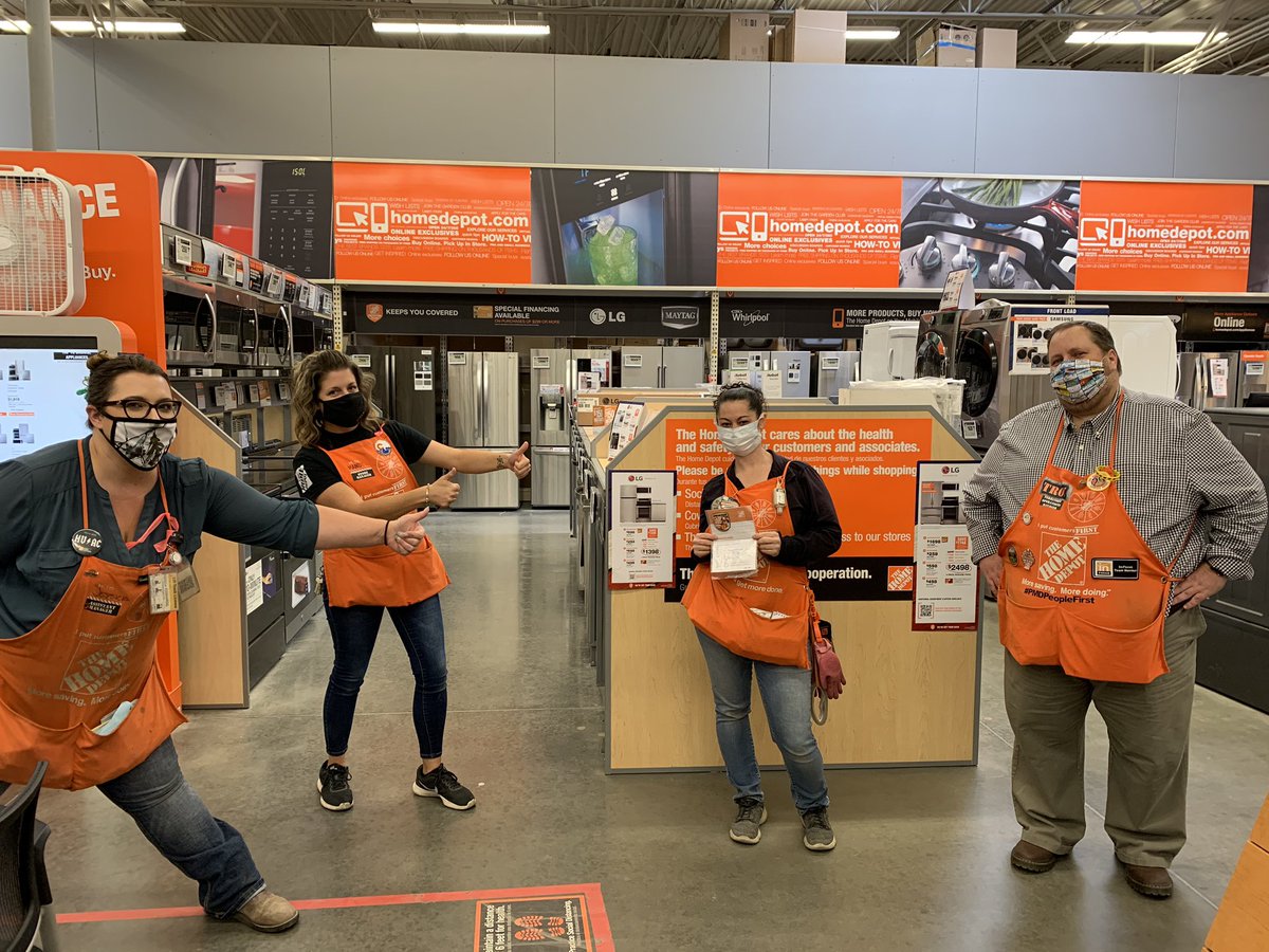 Appliance Team #1547 led by Sharon Stevenson, Specialty Associate, taking care of customers and driving sales!  One of the top appliance sales stores in the region. Fantastic job! <a href="/HDLataille/">David Lataille</a> <a href="/SimpkinsTess/">Tess Simpkins</a> <a href="/amandalucken1/">Amanda Lucken</a> <a href="/FritchellMandy/">Mandy Fritchell</a>