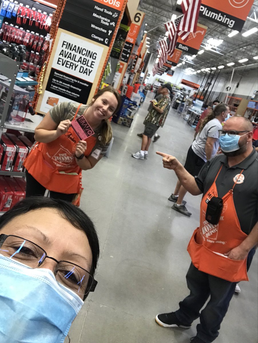 LadyTkntimeout's tweet photo. 0406~These 2 ladies using GET process along with MAC and Excellent Customer Service!!! ⁦@mattjensen93⁩ ⁦@BoomMayberry⁩ ⁦@D66Celest⁩ #Team0406 #HDCashiersAreAwesome https://t.co/EhpEMgDpS1